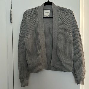 Abercrombie & Fitch gray cardigan sweater